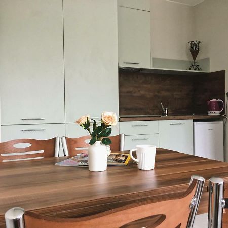 Azzurro Apartment - Ideal For Your Seaside Escape In בורגאס מראה חיצוני תמונה