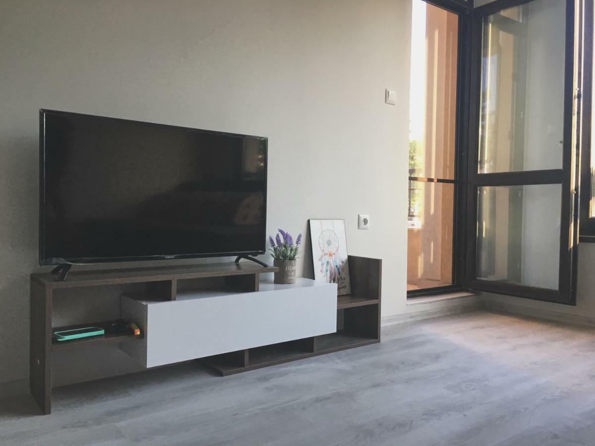 Azzurro Apartment - Ideal For Your Seaside Escape In בורגאס מראה חיצוני תמונה